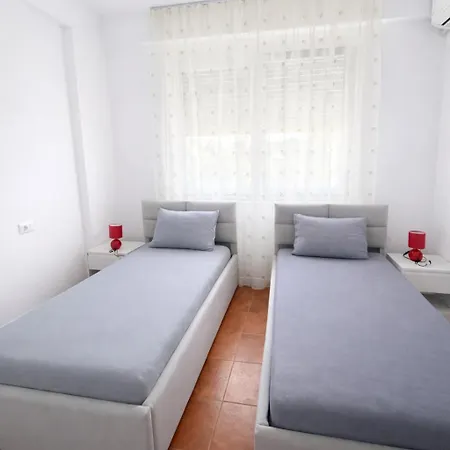Dyrrah Azure Apartament *