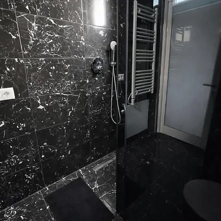 Dyrrah Azure Apartament *