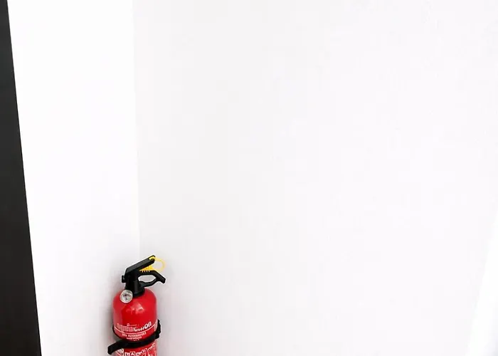 Dyrrah Azure Apartment *