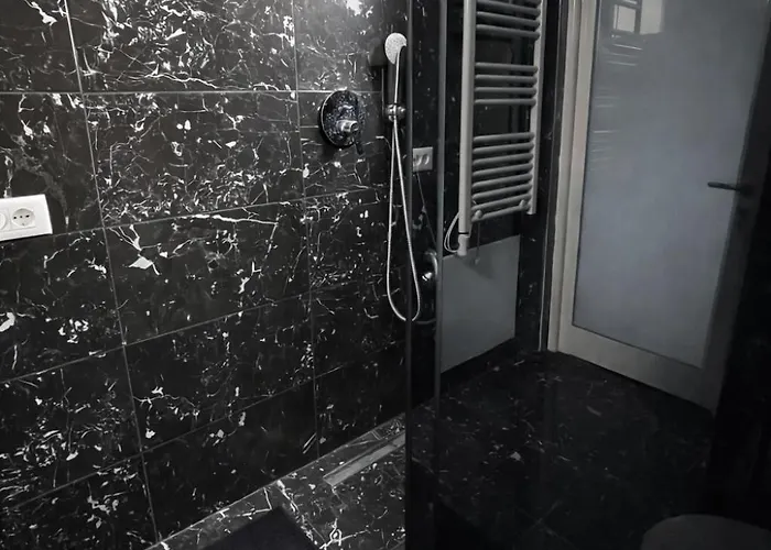 Dyrrah Azure Apartment *